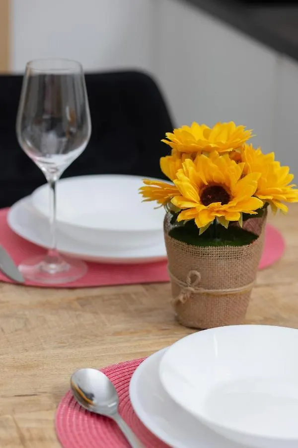 Rakow Apartments Szczesliwicki Park Warsaw By Noclegi Renters ポーランド
